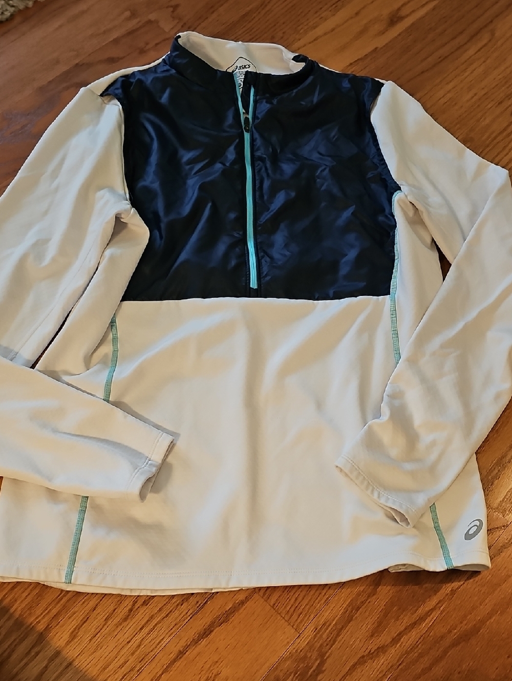 ASICS Half-Zip Colorblock Pullover - Navy & White